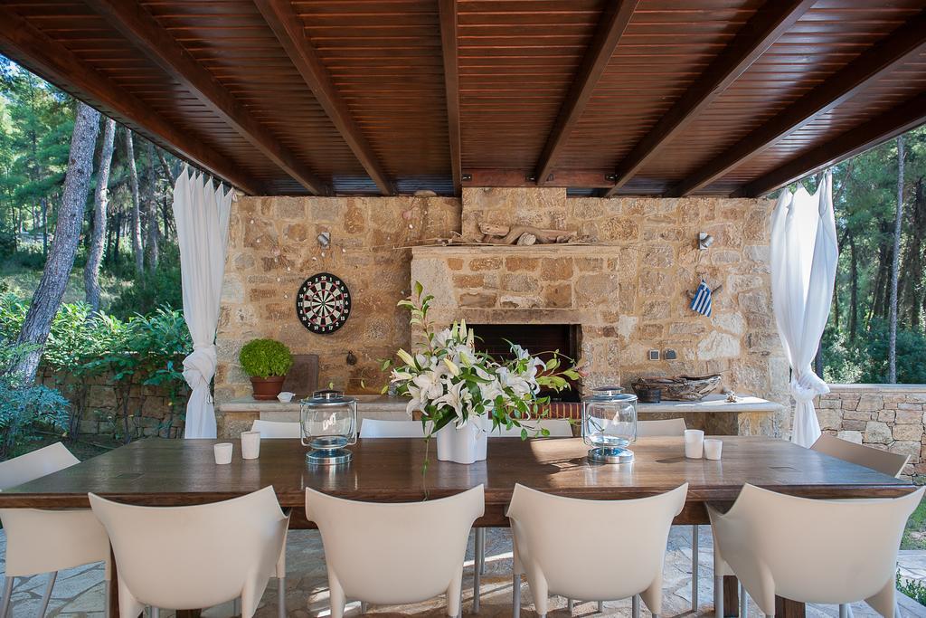 Naftilos Villa Sani With Private Pool Eksteriør bilde